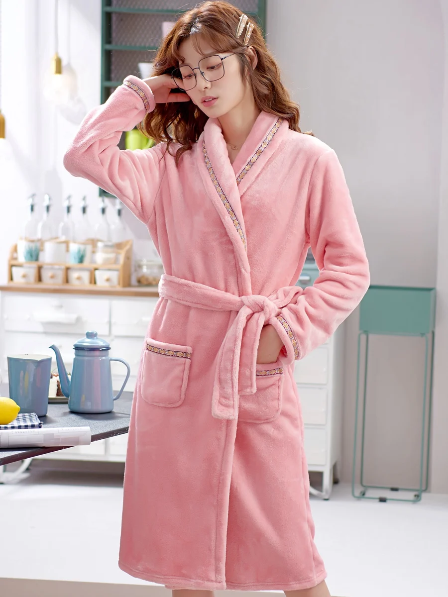 Thickened Flannel Sleepwear Coat for Men And Women Warm Winter Coral Velvet Robe Couple Home Clothes Mid-Length Bath Robe