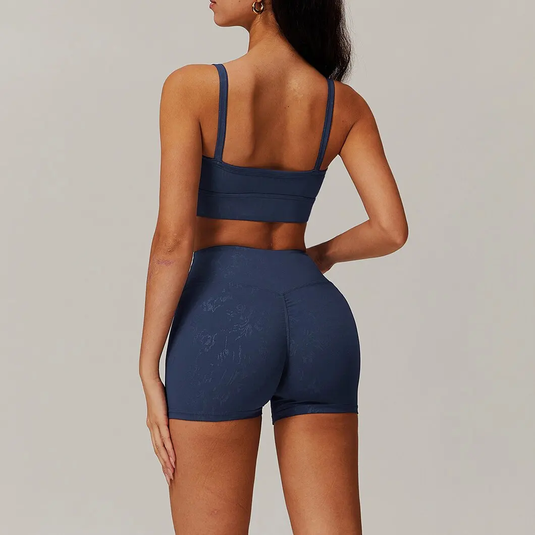 Shorts athlétiques taille haute pour femmes, ensembles de soutiens-gorge de luxe, leggings de sport, pantalons de motard en plein air, combinaisons de yoga, collants d'entraînement Scrunch