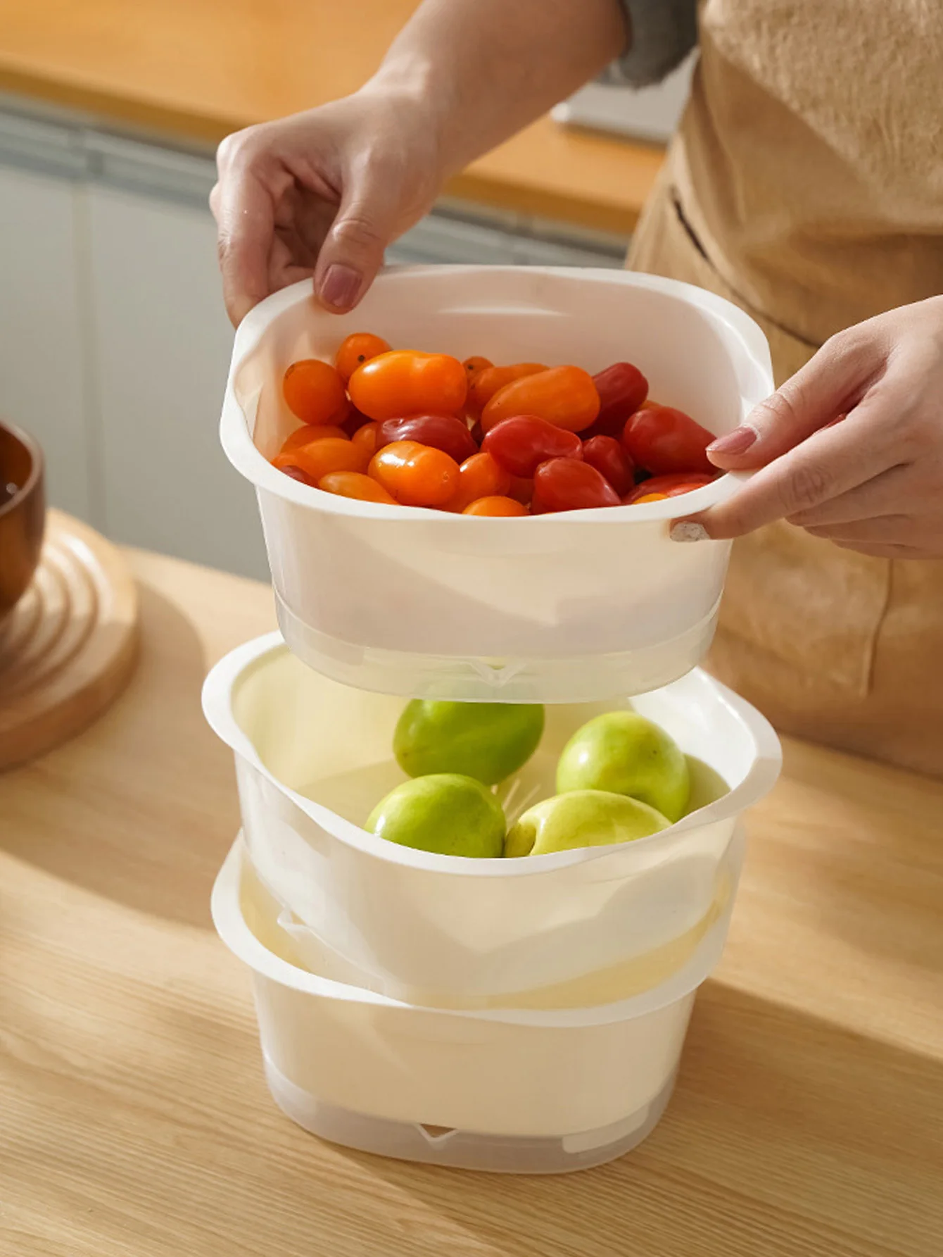 

1PC Kitchen Fruit Tray Double Layer Fruit And Vegetable Basin Draining Basket Creative Household Washing Basket