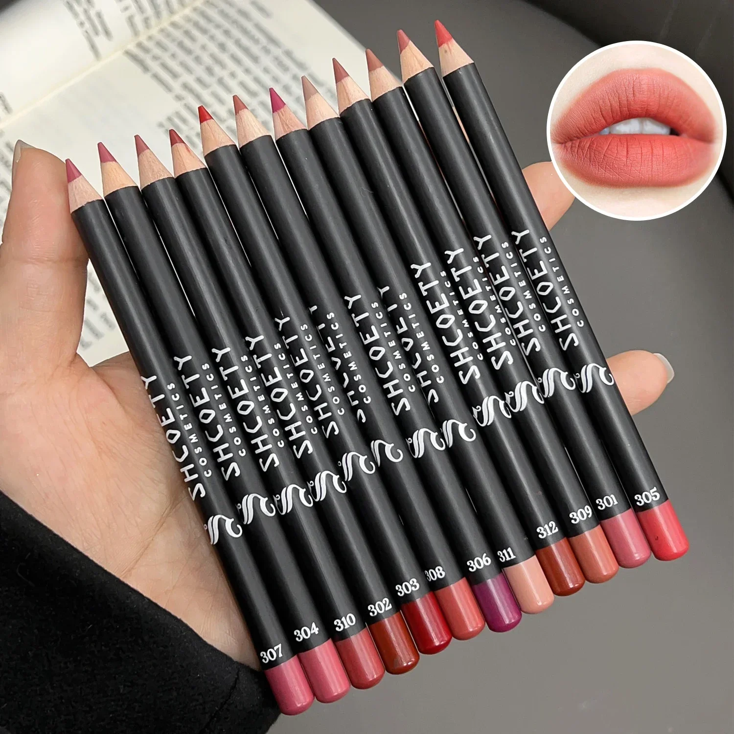 12pcs 매트 립 라이너 방수성 오래 지속되는 립 컨투어 펜슬 비 얼룩 전송 증거 립스틱 메이크업 펜 립 화장품