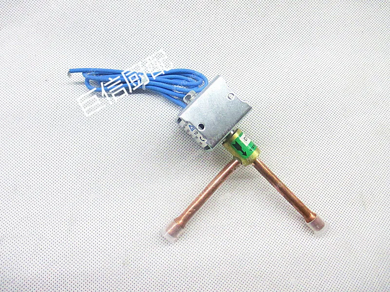 Special solenoid valve for ice machine, hot valve for ice machine, universal defrosting valve, deicing solenoid valve accessorie