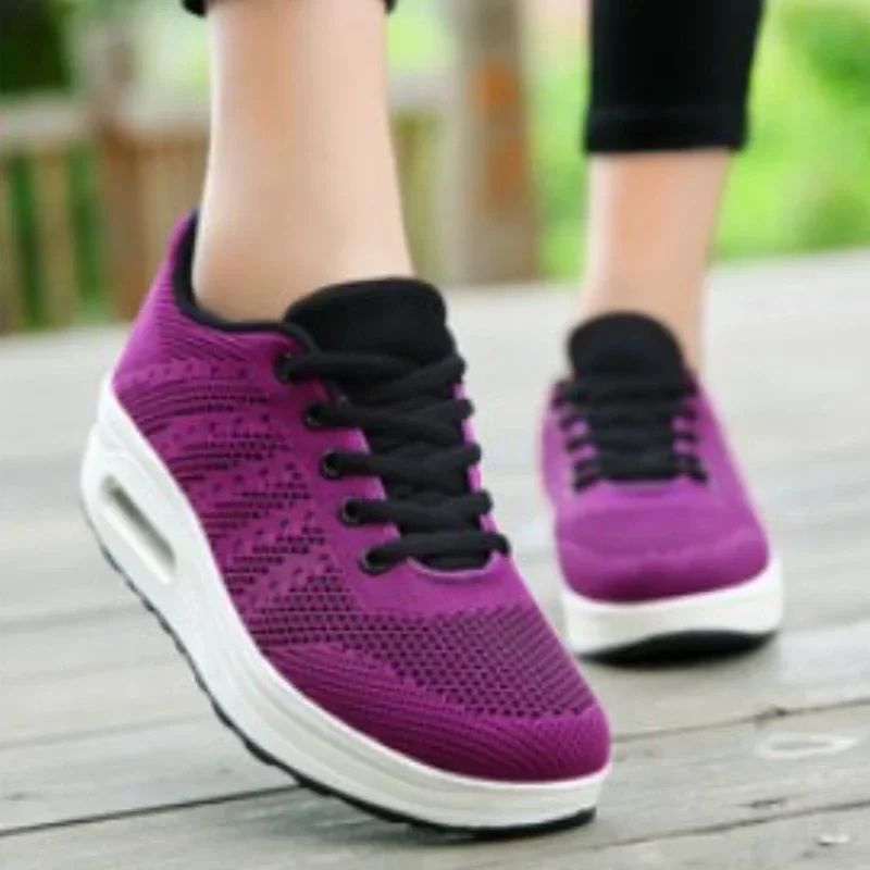 Large Size Women\'s Shoes Fashion Hollowed Out Breathable Sneakers Women Outdoor Comfort Lightweight Casual Shoes for Women