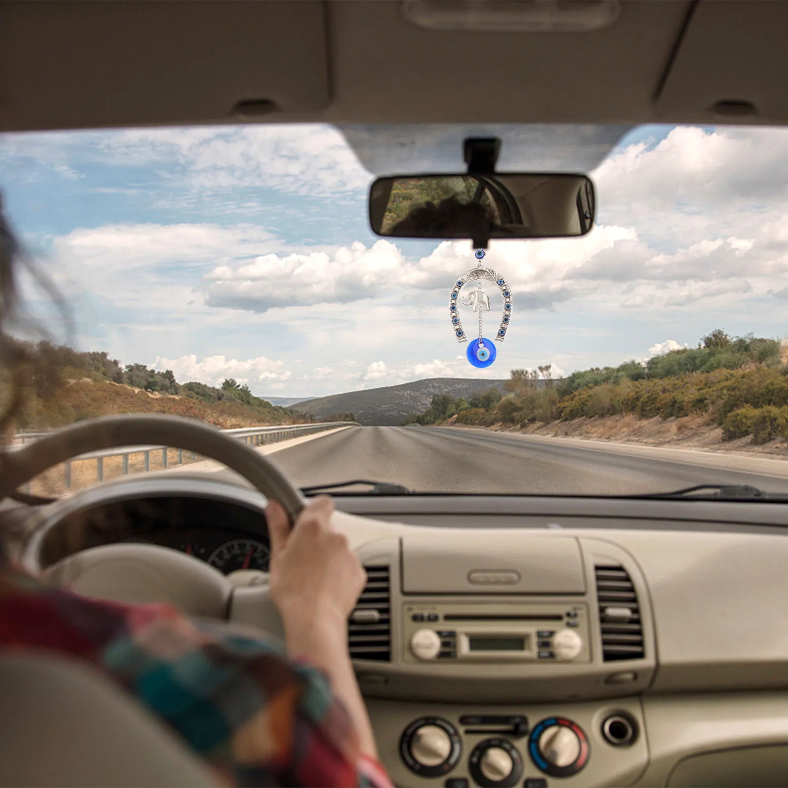 

Blue Eyes Hanging Pendant Horseshoe Elephant Shape Blessing Decor Protection Wall Hanging Amulet Beads Pendant