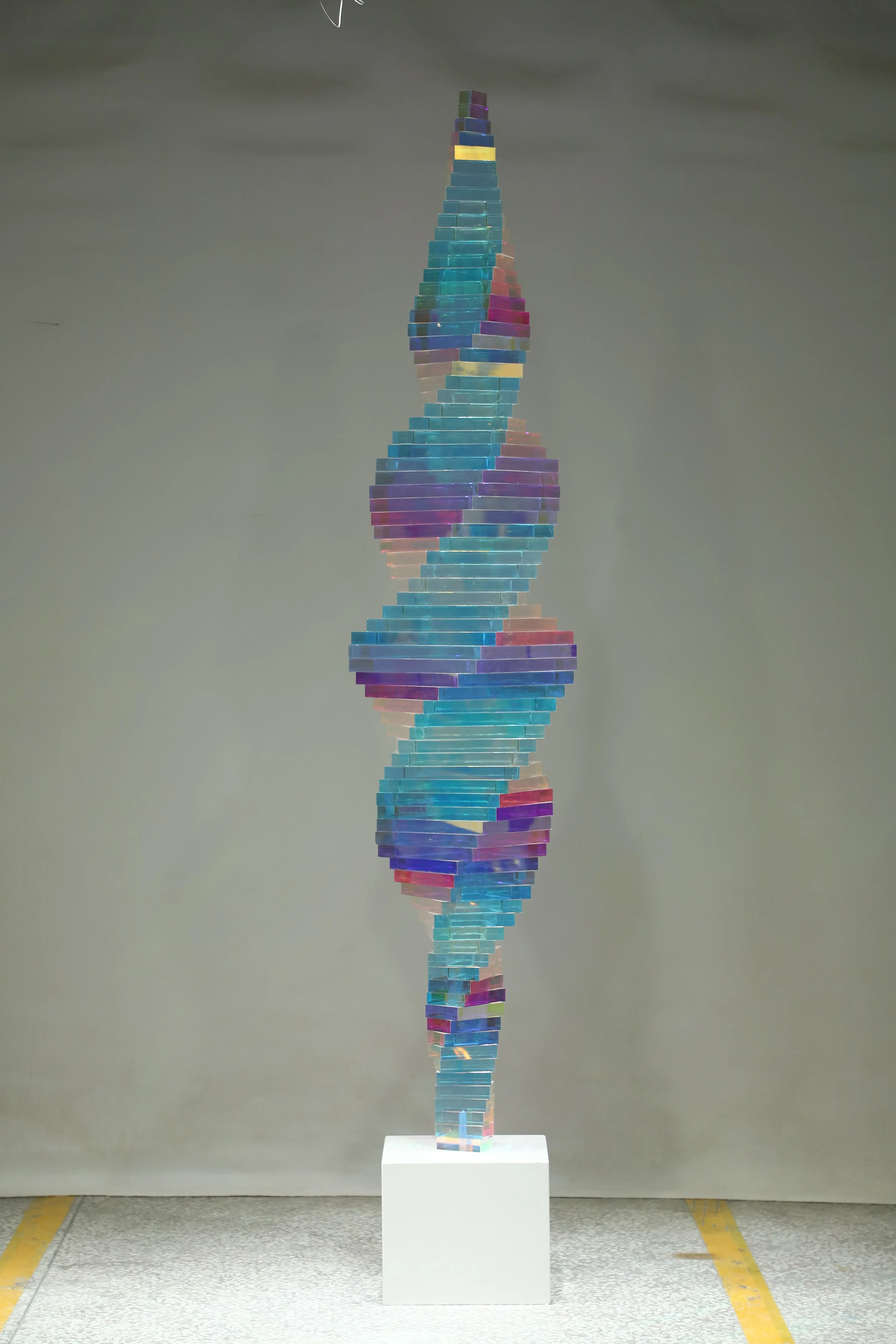 Handmade resin sculpture art acrylic, stacked shape angel style display, hotel lobby and home villa decoration