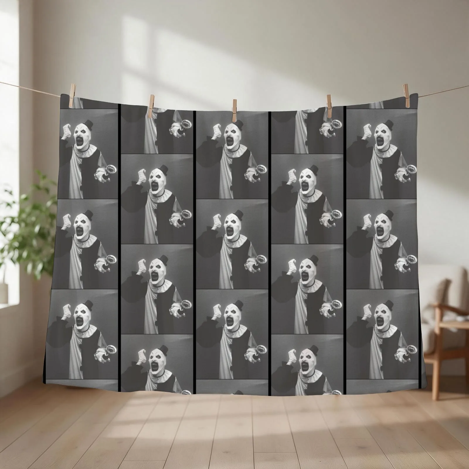 Terrifier art the clown horror Throw Blanket Decorative Beds Cute Furry Comforter Blankets