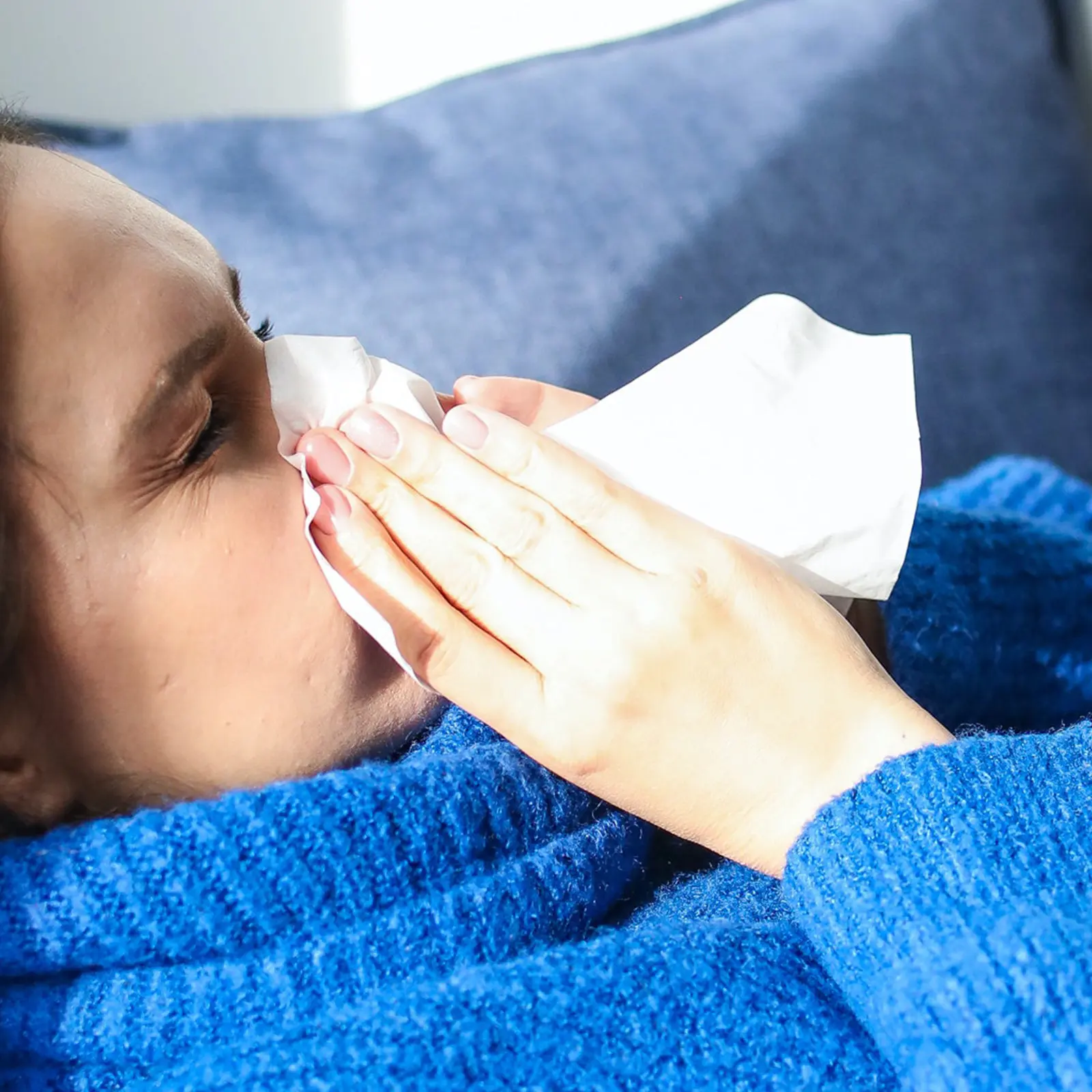 12 Rolls Toilet Paper Coreless 5-Layer Household Roll Paper Soft Strong Durable Bathroom Tissue for Home Office Restaurant Hotel view 2