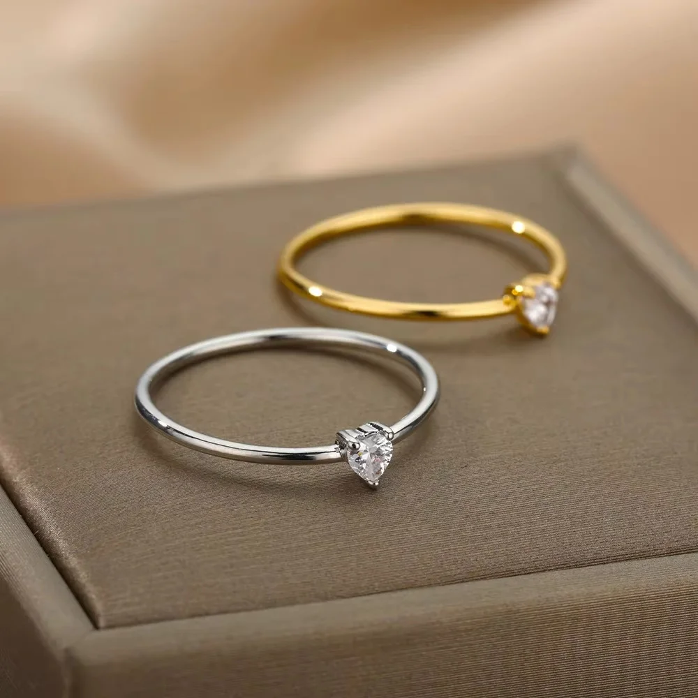 Anillo con dijes de corazón de circón transparente para mujer, anillo fino minimalista de Color dorado/plateado, regalos para novia, joyería de uso diario