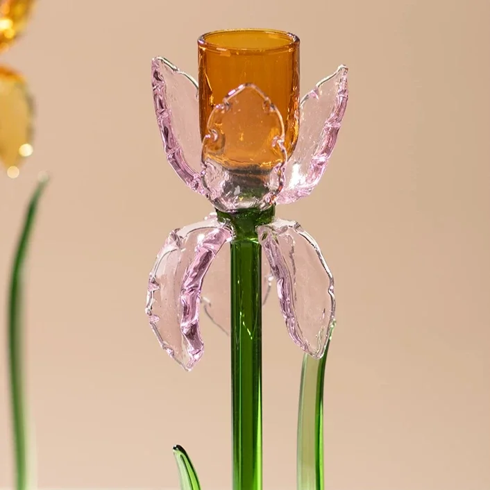 Glass iris-shaped candle holder, romantic atmosphere home decoration ornament