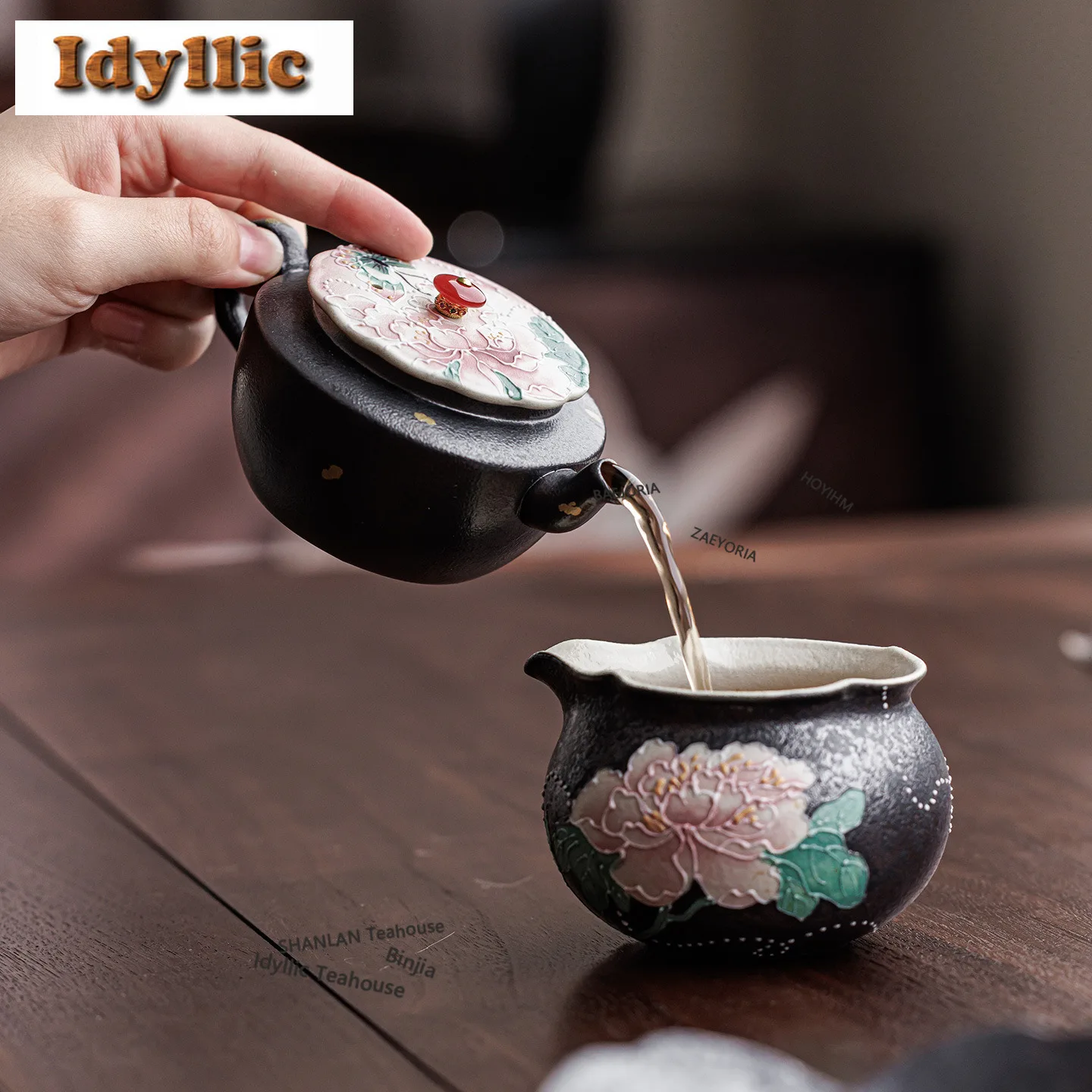 HOYIHM 130ml Ink Rhythm Hand-painted Peony Teapot Vintage Tea Infuser Pot Tea Soaking Kettle With Ball Hole Tea Ceremony Gifts