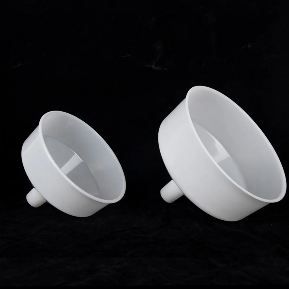 

3Pcs Household Kitchen Funnel Wide Mouth Plastic Set Liquid Oil Wine Powder Ingredients Transfer Jar Filling