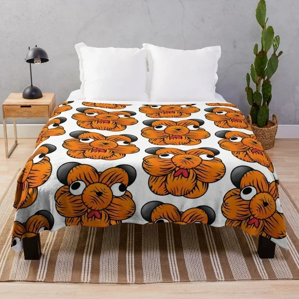 

Balloon Ritchie Throw Blanket