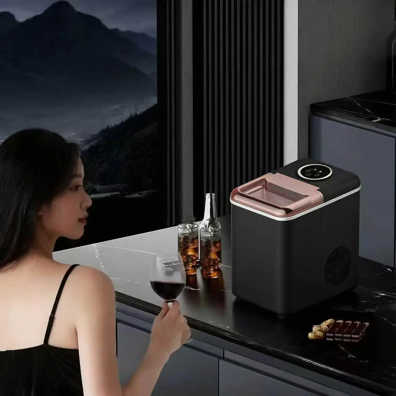 Compact 0.6L Bullet Ice Maker Touch Control Visible Window 10kg Daily Output Self Cleaning Function