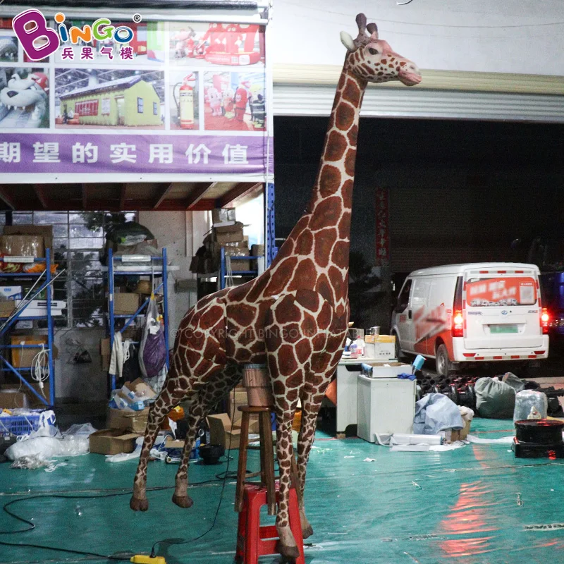 Giant Inflatable Giraffe For Zoo Advertising Decoration 5 Meters High Realistic Giraffes Animal Balloon