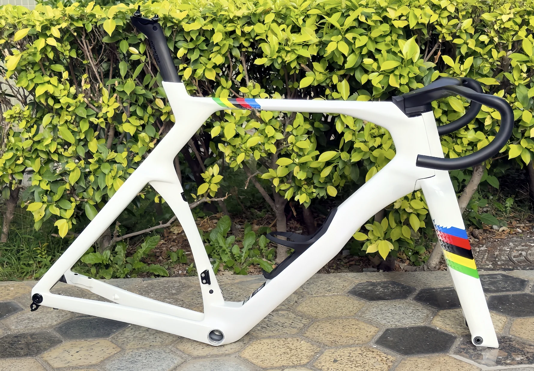Nuevo Cuadro de carbono para bicicleta de carretera Y1RS, soporte inferior roscado BSA de 68mm, enrutamiento totalmente interno, manillar de ala de gaviota, cuadro de carbono 700C