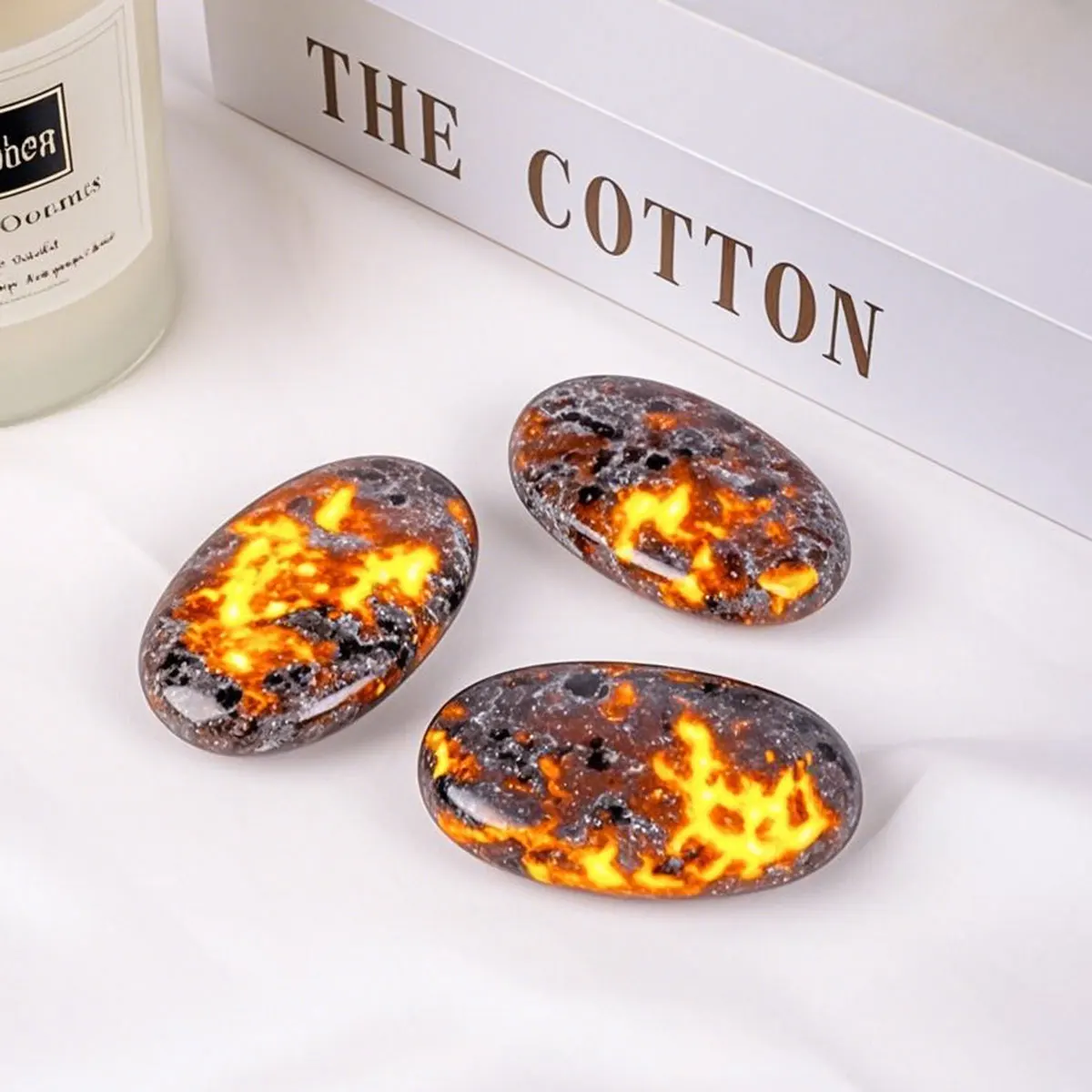 1PC Natural Crystal Raw Stone Flame Stone Yoga Stone Hot Compress Stone Play Palm Stone Home Decoration Holiday Gift
