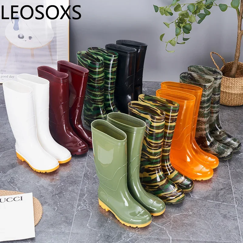 Botas de Chef de lluvia de goma para hombre para las cuatro estaciones, zapatos antideslizantes impermeables, botas de trabajo de tubo largo a la moda para hombre al aire libre, nuevo estilo