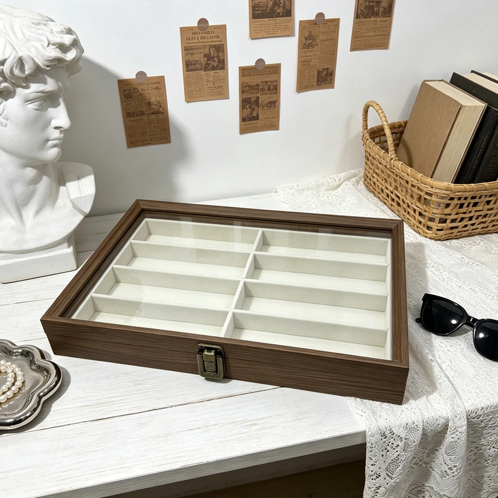 Sunshield Storage Box, an Eight-Slot Storage Box for Sunglasses, Can Be Used for Storing, Displaying, and Organizing Jewelry and Accessories