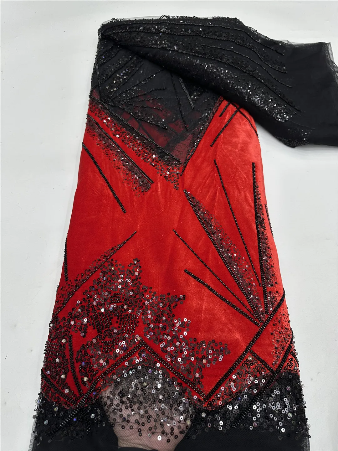 

African Velvet Lace Fabric with Sequins And Big Beads 5 Yards Bridal French Tulle for Luxury Wedding And Evening Dresses