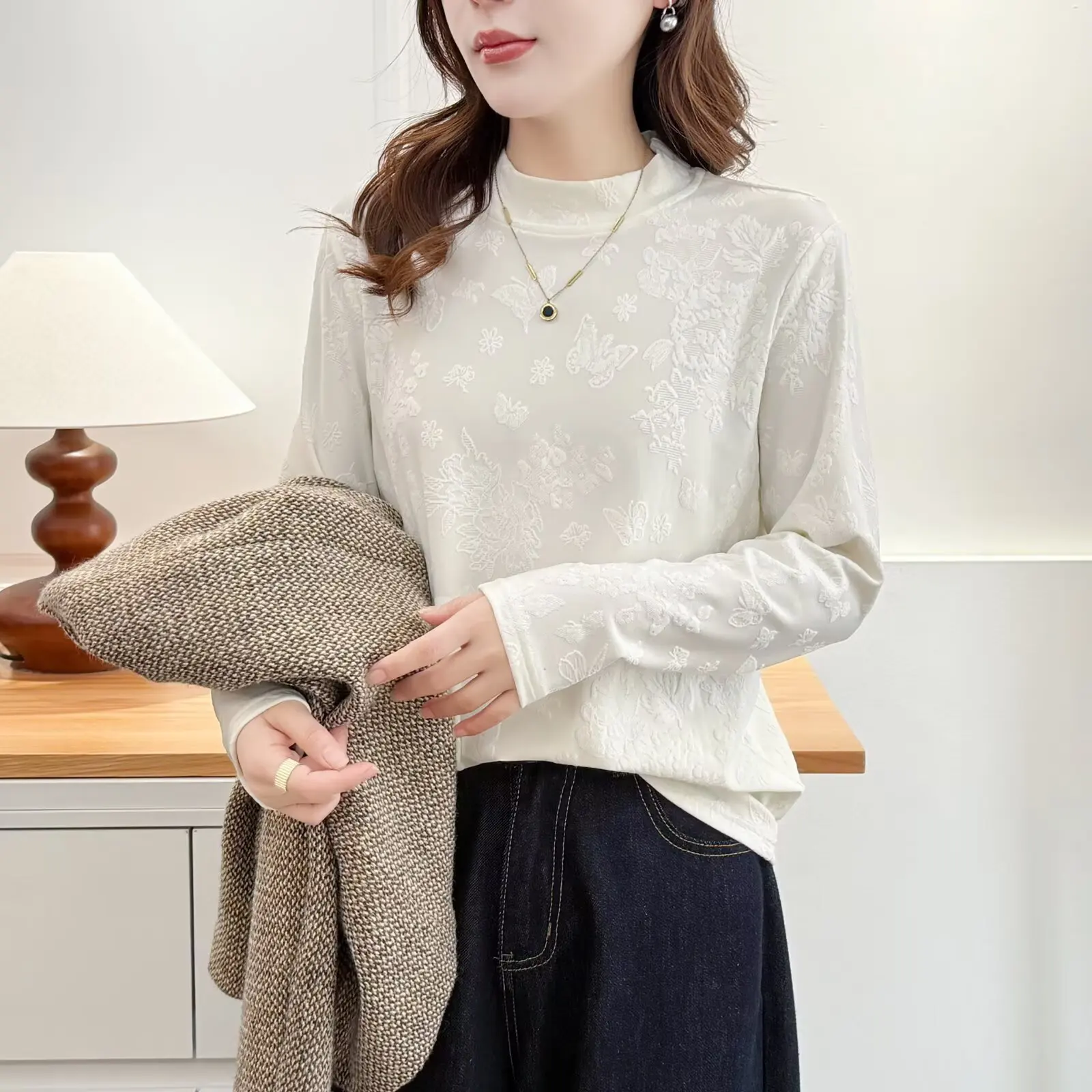 

XXXXL модная женская футболка больших размеров, новый стиль, флисовые теплые жаккардовые топы с длинными рукавами, базовые топы на осень и зиму 2025 года 643