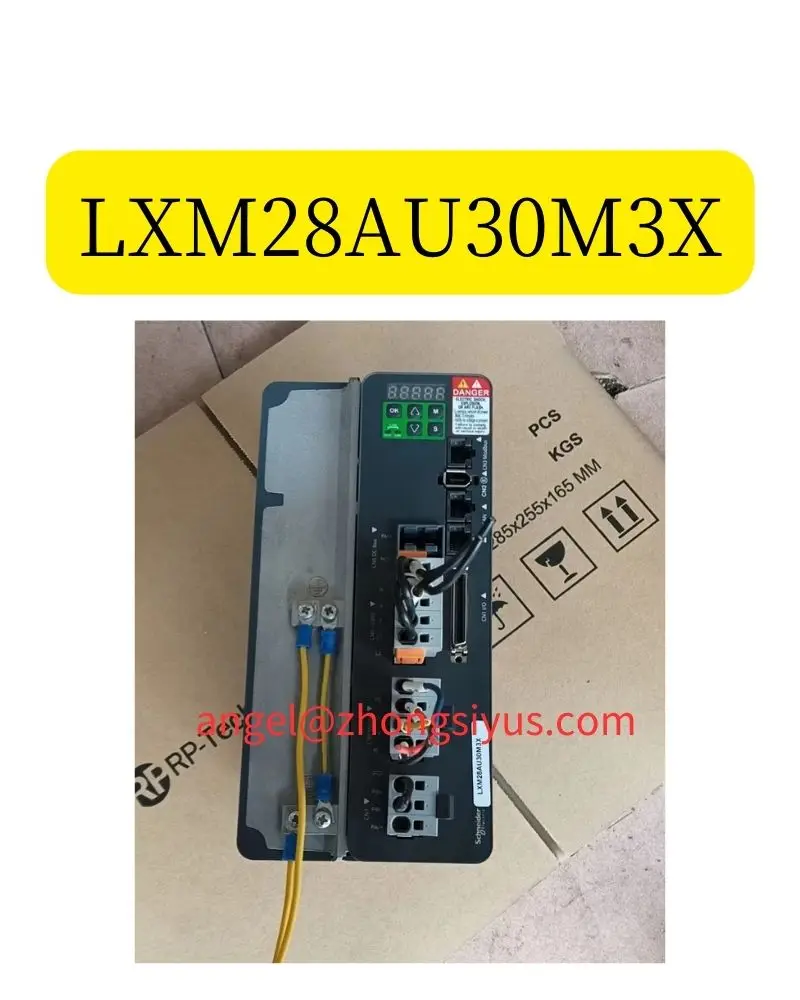 

LXM28AU30M3X Used servo drive 3.0kW running function OK