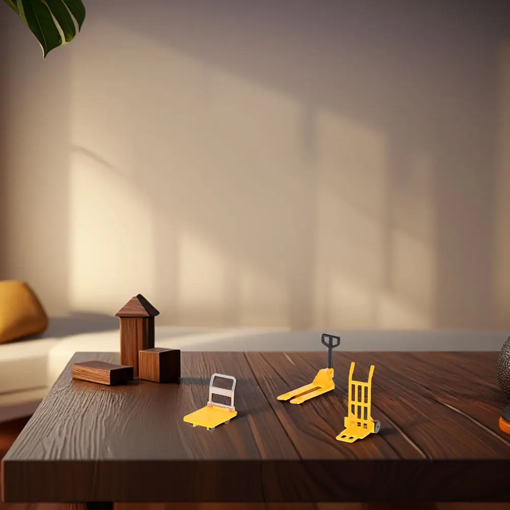 

Набор из 3 миниатюрных строительных машинок: ручная тележка, вилочный погрузчик, платформенная тележка. Учебный реквизит для веселых детских игр.