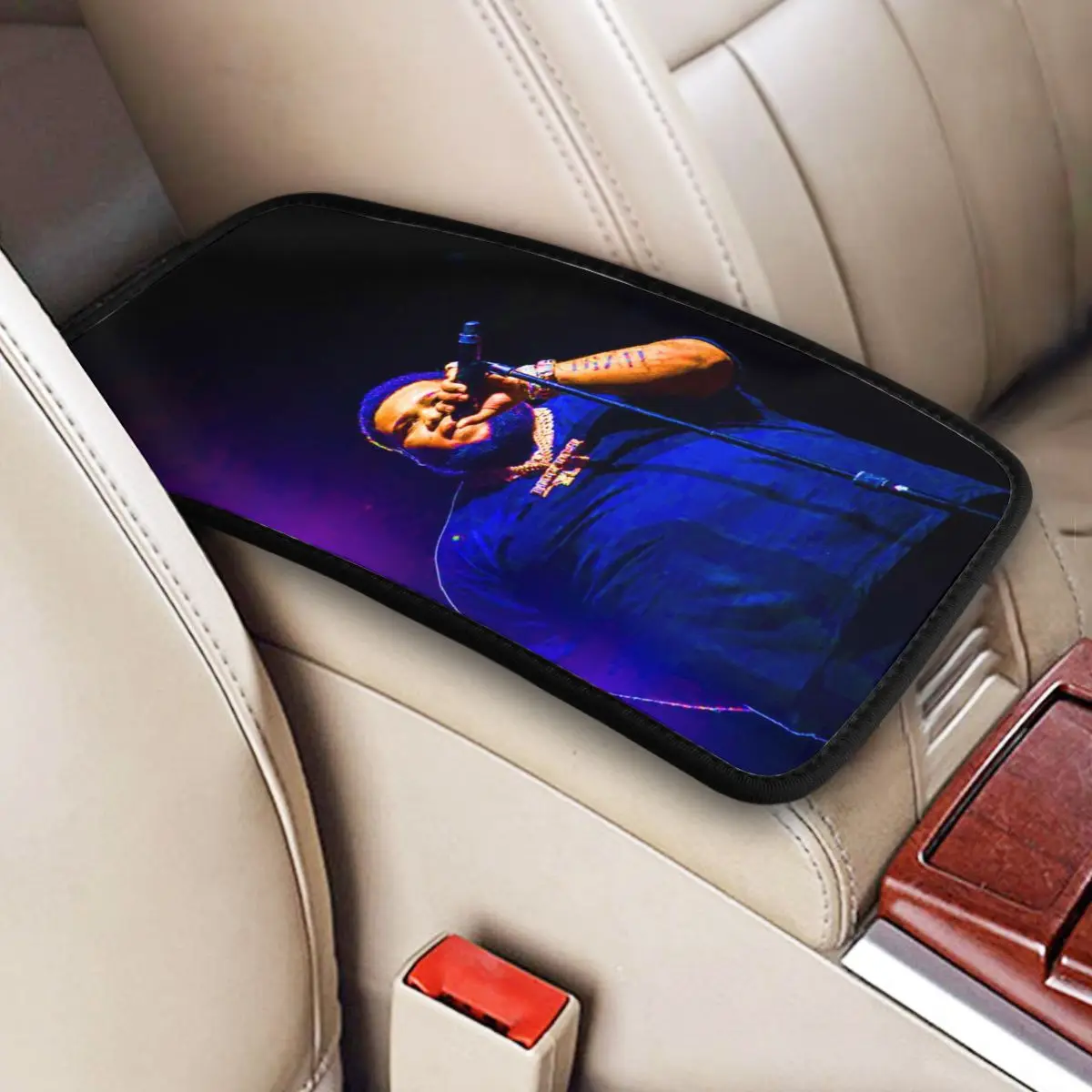 Four Seasons Car Armrest Cover Mat Rod Wave Non-slip Center Console Cover Pad Hip Hop Rapper Auto Interior