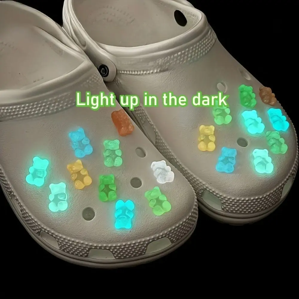 High Quality PVC Luminous Shoe Charms Cartoon Design Luminous Clips Luminous Shoe Decorations Buckles Decor
