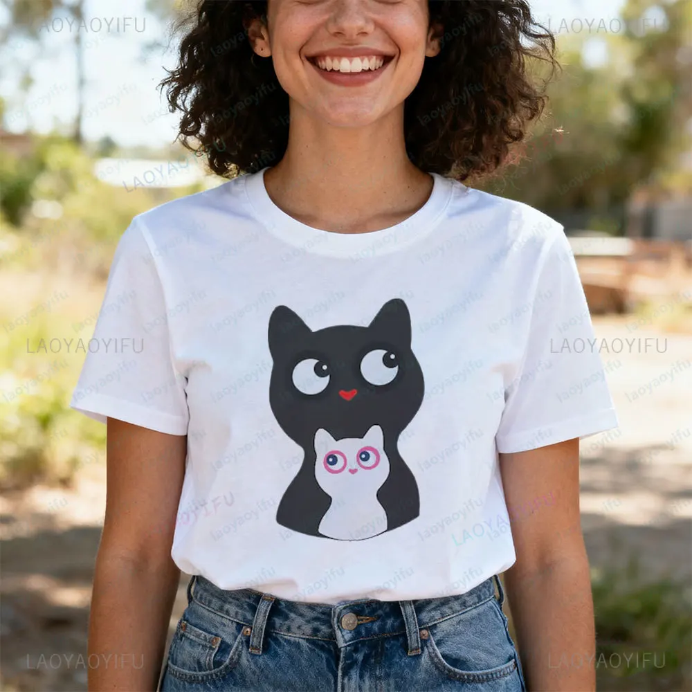 

Cute Cat Graphic Tee Funny Cat Lovers T-Shirt Gift for Cat Mom Casual Tshirt Daily Life Simple Women Tops Crewneck Short Sleeve