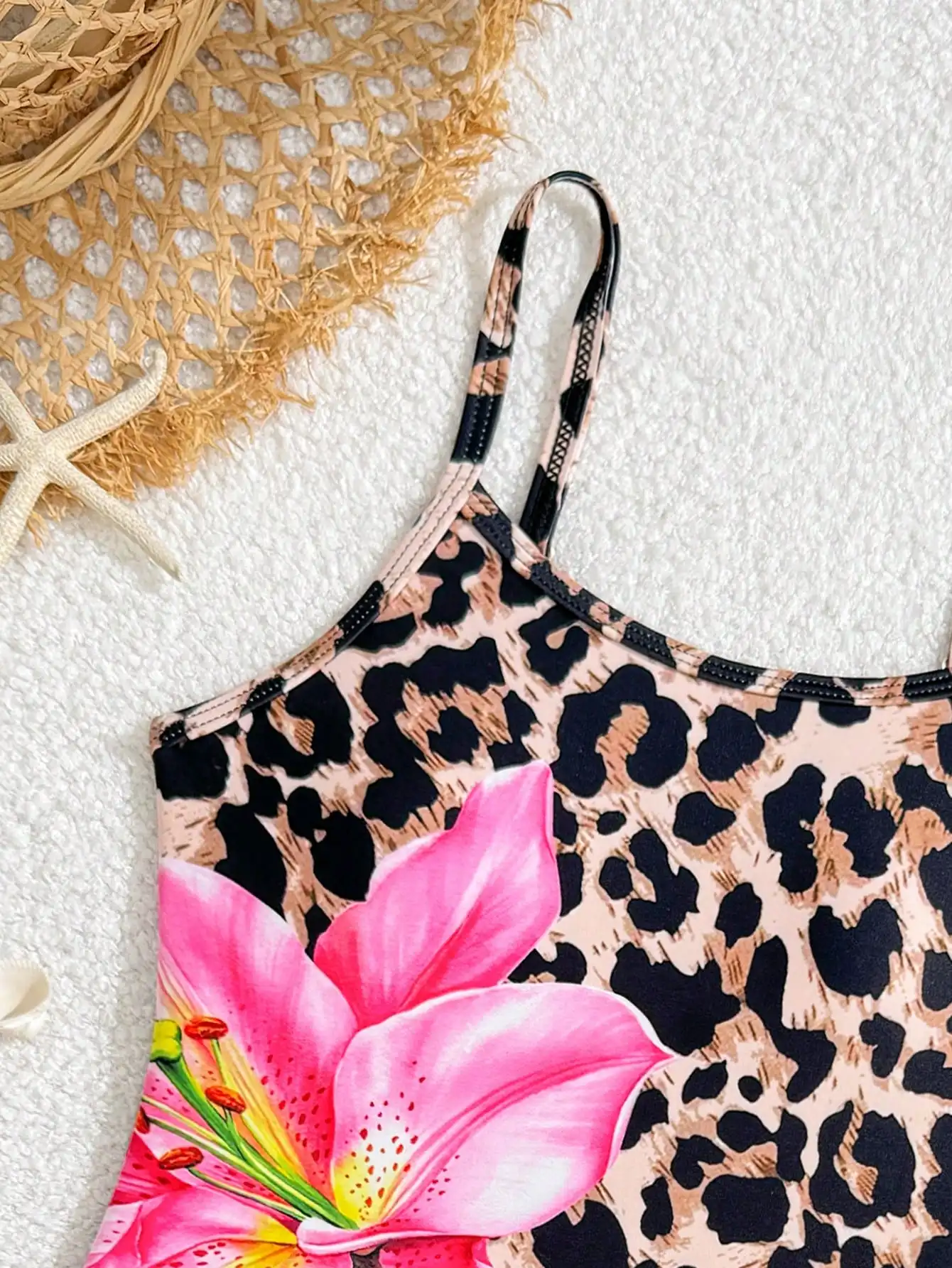 Leopard Print One-Piece Swimsuit With Floral Pattern And Sarong