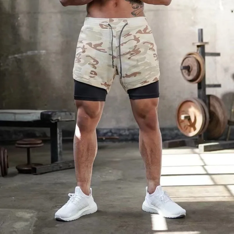

Summer - Ready Quick - Drying Quarter - Length Athletic Shorts for Men: Breathable Design