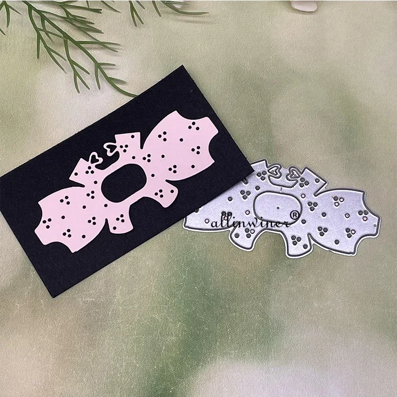 

Heart baby clothes Metal Cutting Dies Stencils For DIY Scrapbooking Decorative Embossing Handcraft Die Cutting Template