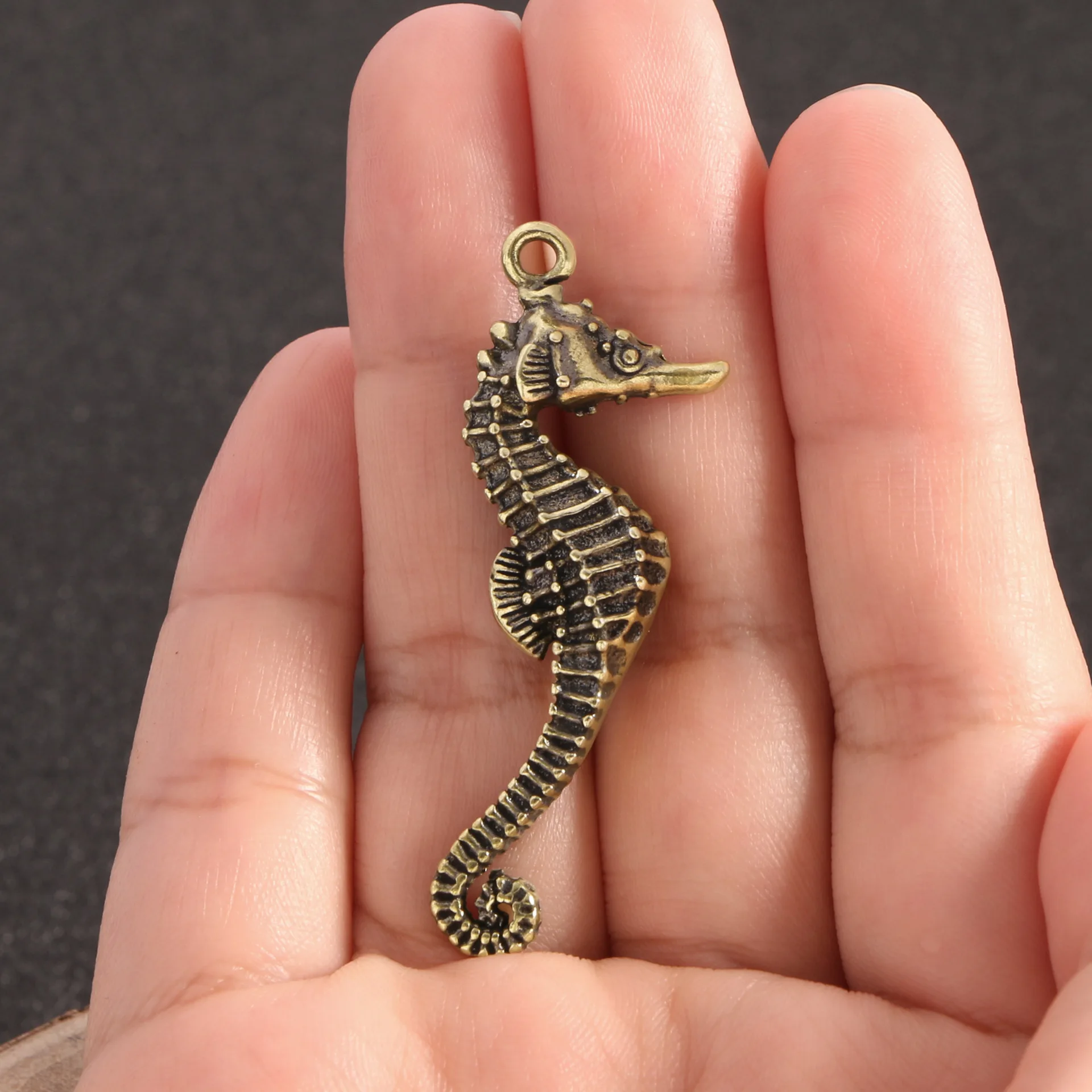 Retro śliczne hipokamp figurki dekoracyjne konik morski mosiężne miniatury ozdoby klucz wisiorek organizmy morskie pamiątka