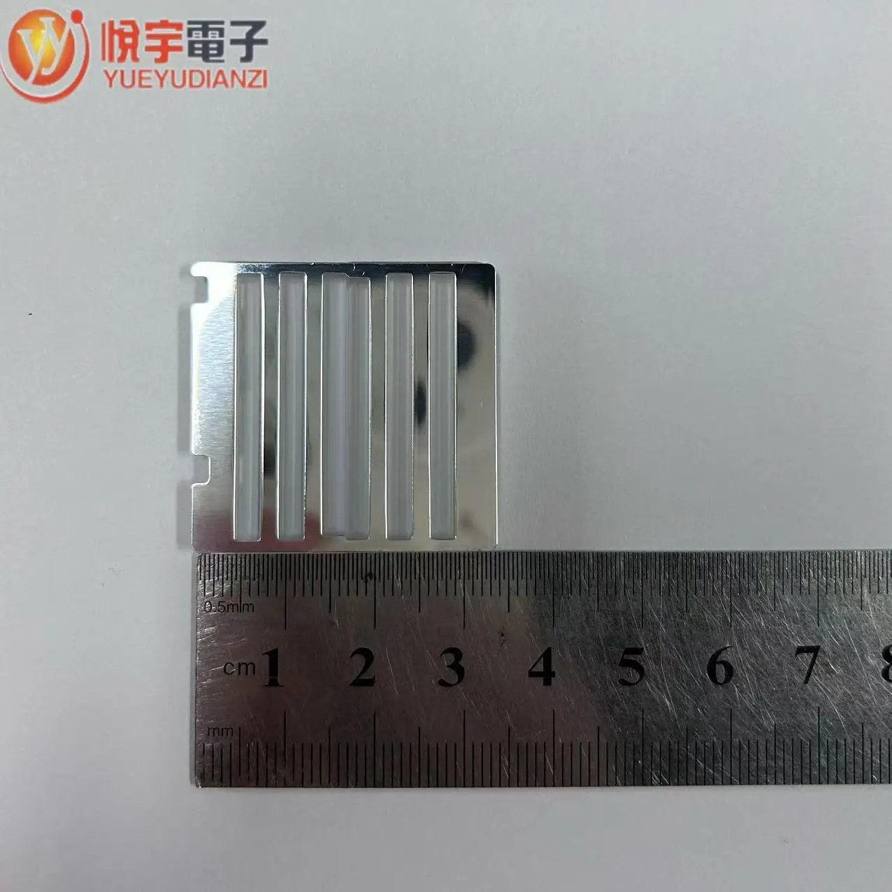 العلامة التجارية الجديدة الأصلي EFUN العارض PBS سلسلة EL-S405X 32*32 مللي متر بالجملة 3300742500   لوحة A210 PBS