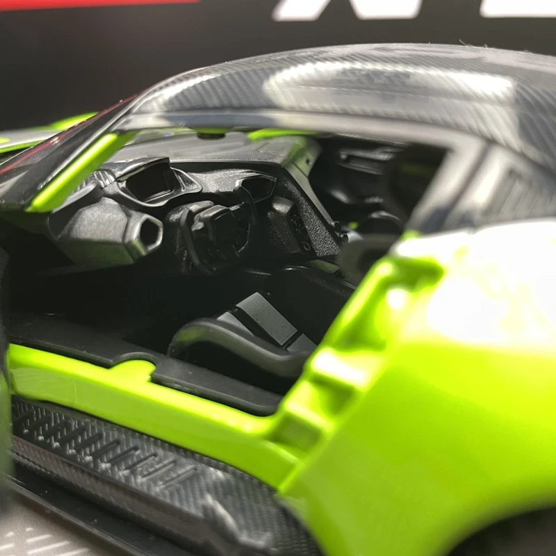 1:22 أستون مارتن GT سبيكة المسار نموذج سيارة رياضية دييكاست ولعبة سيارة لعبة معدنية نموذج سيارة مجموعة هدية محاكاة عالية