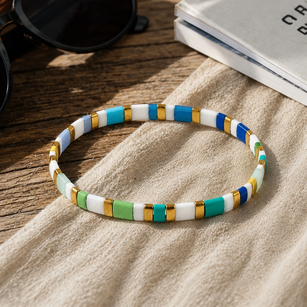 1pc Geometric Multicolor Glass Beaded Strand Bracelet with White Blue Green and Gold Color Block Beads Unisex Trendy Style