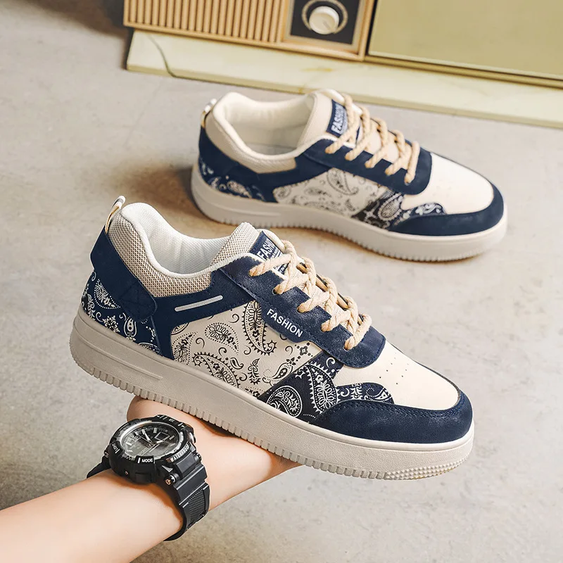 Board shoes versatile flat sports men's shoes for autumn 2025 new Korean version trendy student breathable casual shoes