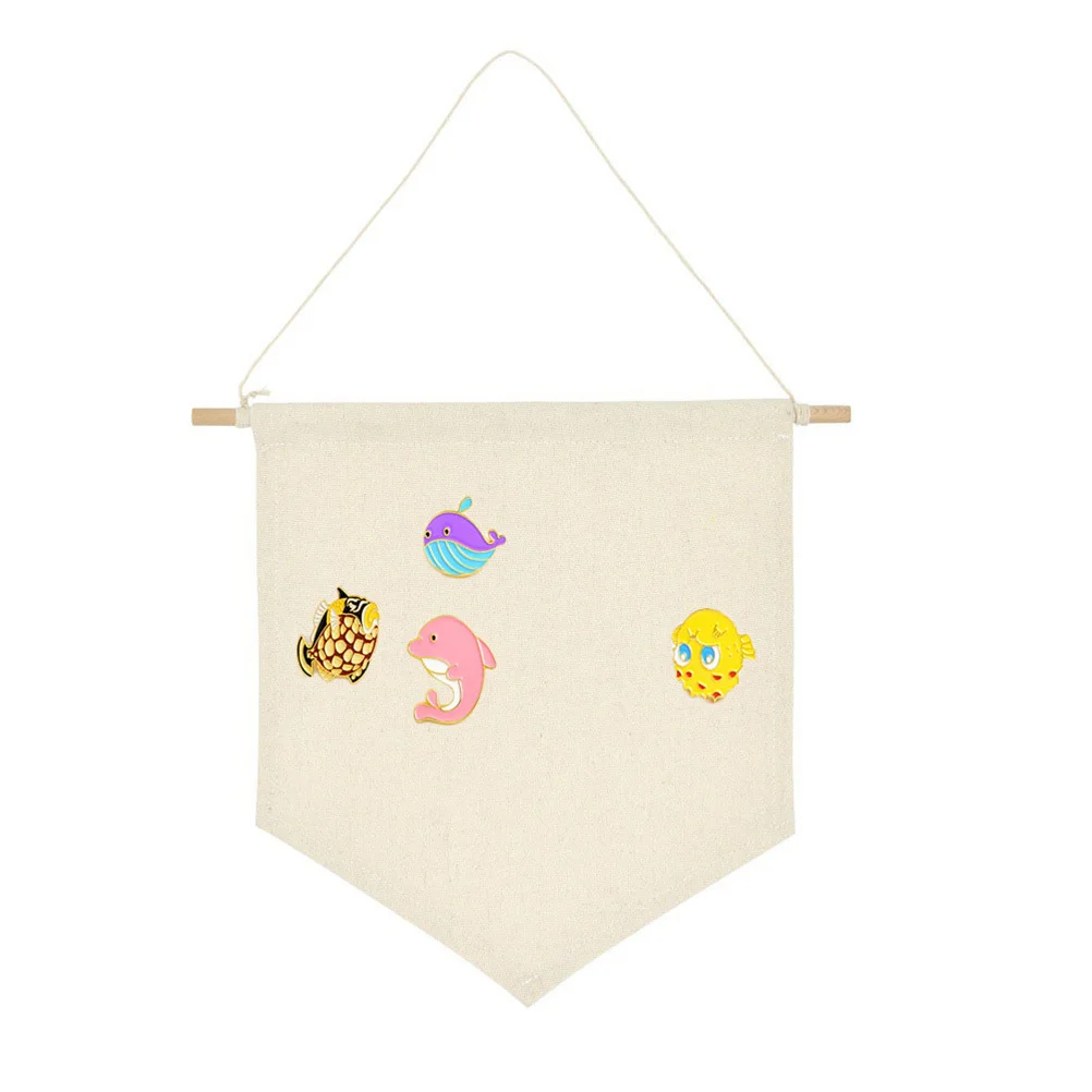 2-teiliges Aufbewahrungs-Wandbehänge-Display-Anhänger-Lanyard, Emaille-Pin, Banner, Holzabzeichen