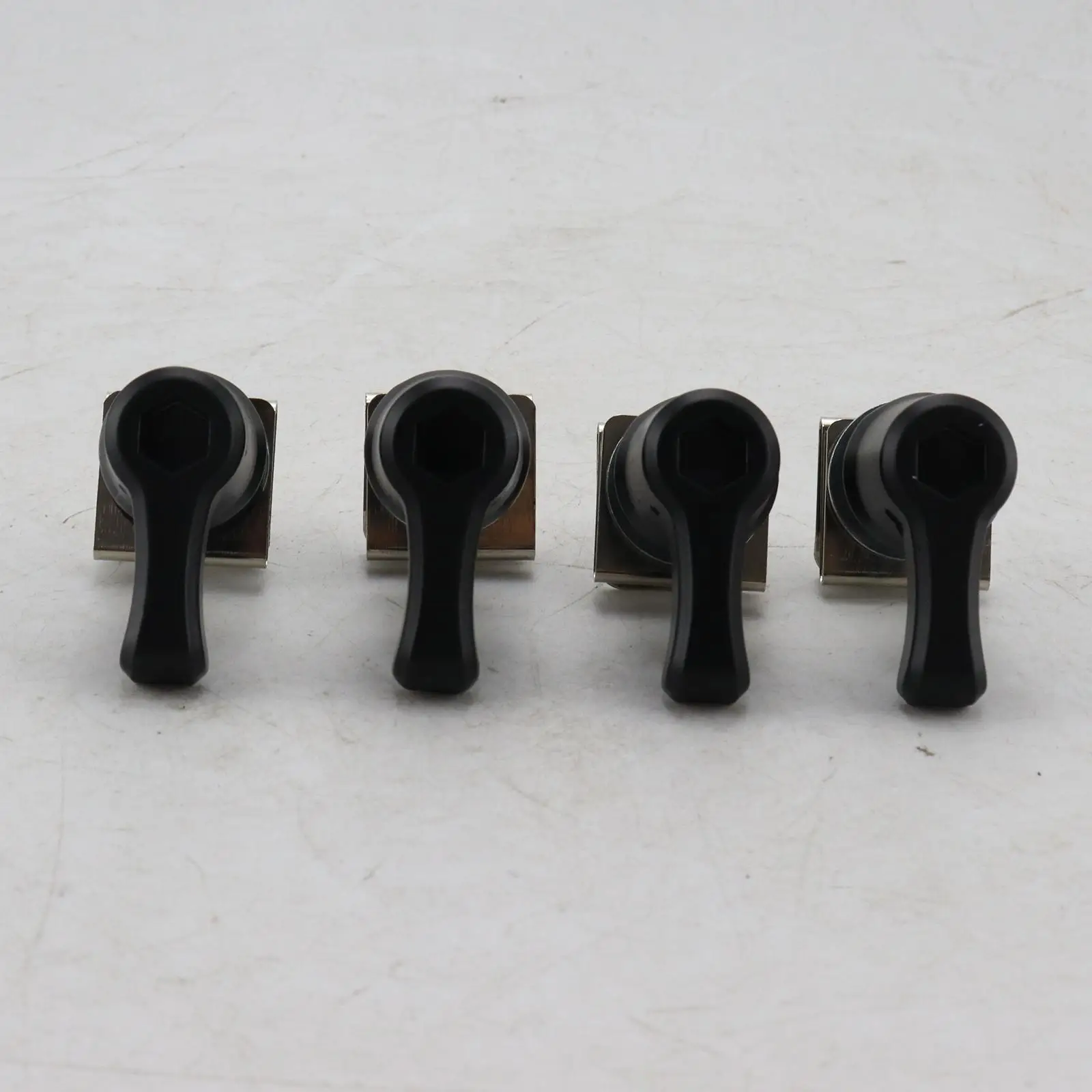 

90201540 Saddlebag Mounting Hardware, Repair Parts Bolt Screw Twist Block for Touring Street Glide Motorbike Parts Supplies