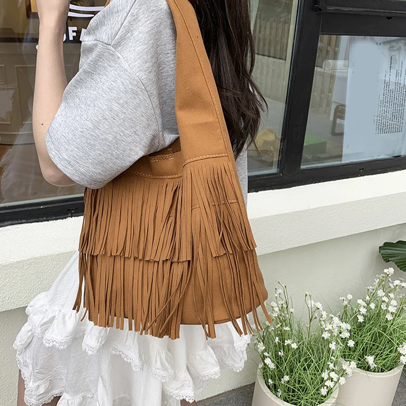 Wildleder-Quasten-Umhängetaschen aus hochwertigem Kunstleder, modische, geräumige, luxuriöse und beliebte Damen-Handtaschen, lässig, neu – Detail 11