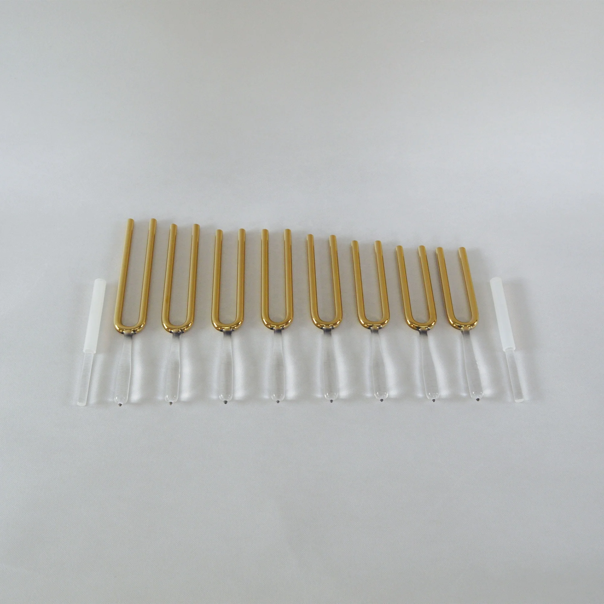 

Набор для звукотерапии HF: 8 хрустальных калибровочных вилок из золотистого кварца, 10 мм, 8 тонов, для чакр