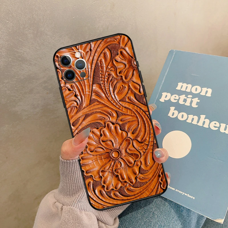 حافظة غربية مزودة يدويًا لهاتف آيفون 17 Air 13 16 15 11 12 14 Pro Max 13 mini XR 15 16 Plus 16e غطاء خلفي