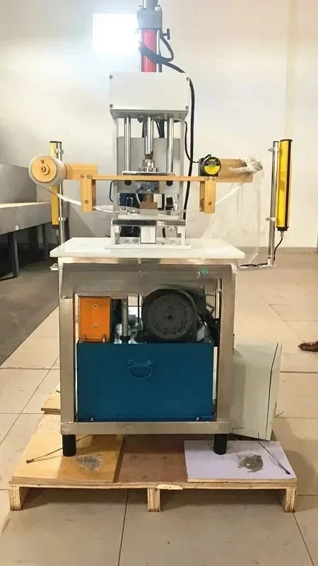 เครื่องปั๊มสบู่อัตโนมัติ เครื่องกดสบู่บาร์ เครื่องขึ้นรูป