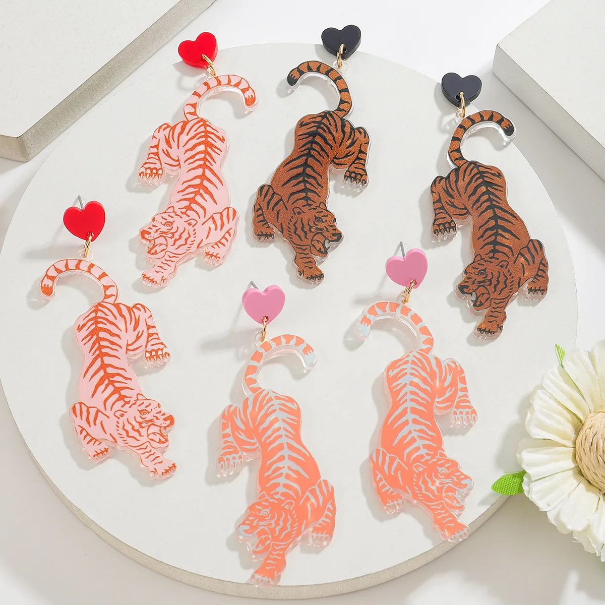 New multi-color earrings, exaggerated heart tiger board earrings, party trendy style earrings for women