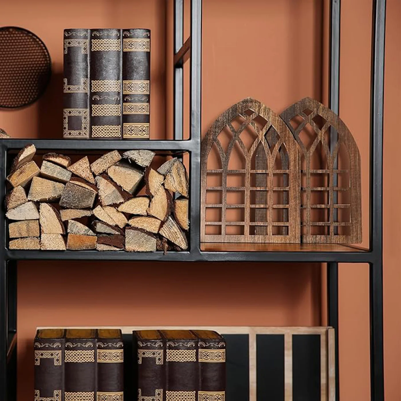 قطعتان من إطار نافذة ريفية بسيط لتزيين الحائط الخشبي لتزيين جدران المزرعة ونافذة مقوسة لتزيين الحائط