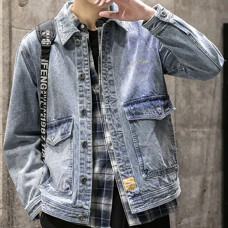 

Свободные мужские джинсовые пальто на пуговицах Эстетическая стираная модная дизайнерская куртка Размер L Изношенная роскошная корейская мужская одежда в мужской джинсовой куртке