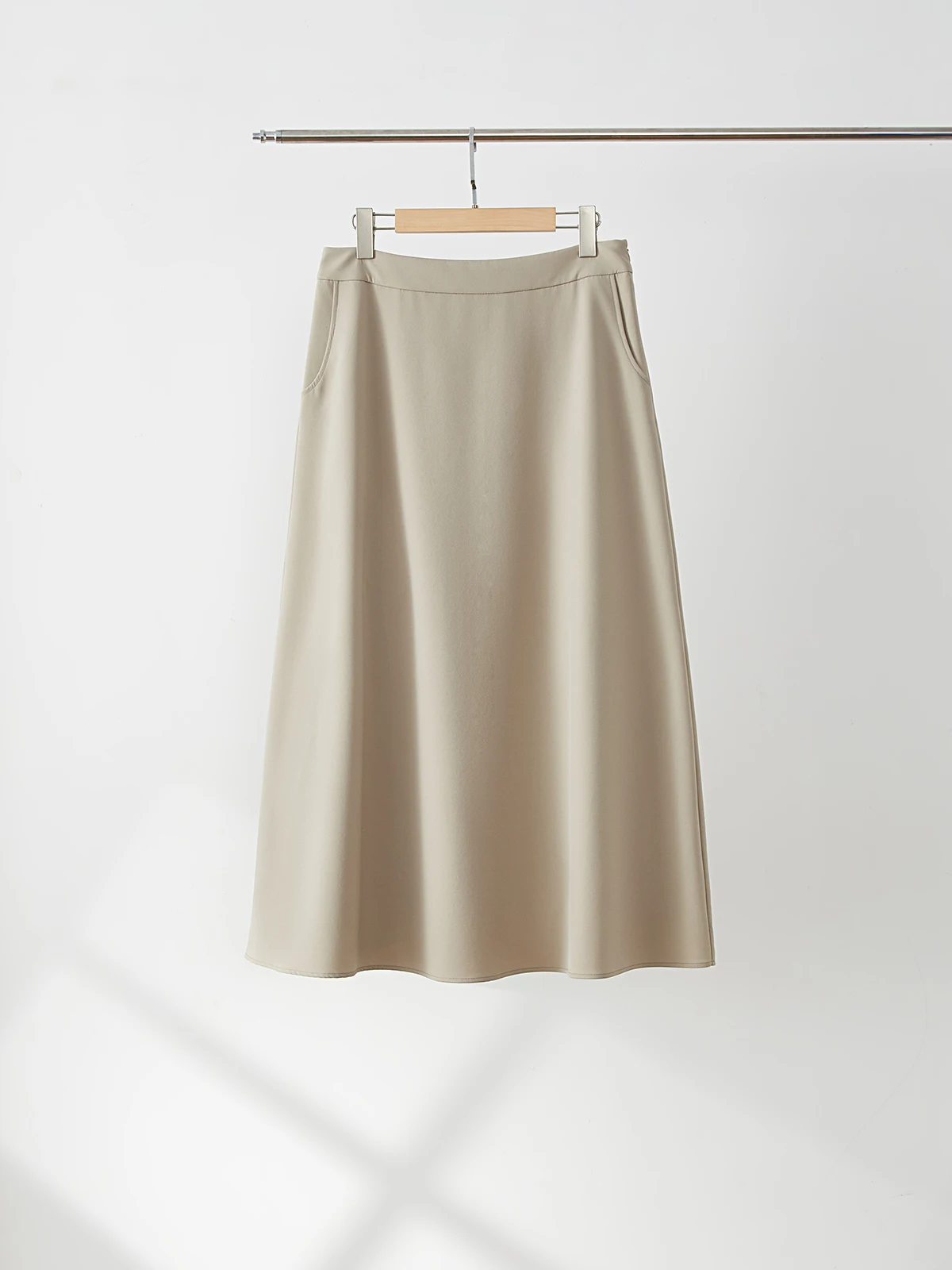 

Элегантная теплая юбка-миди А-силуэта с четырехсторонним стрейчем, высокой талией, однотонная, для повседневной носки, из нейлона и спандекса