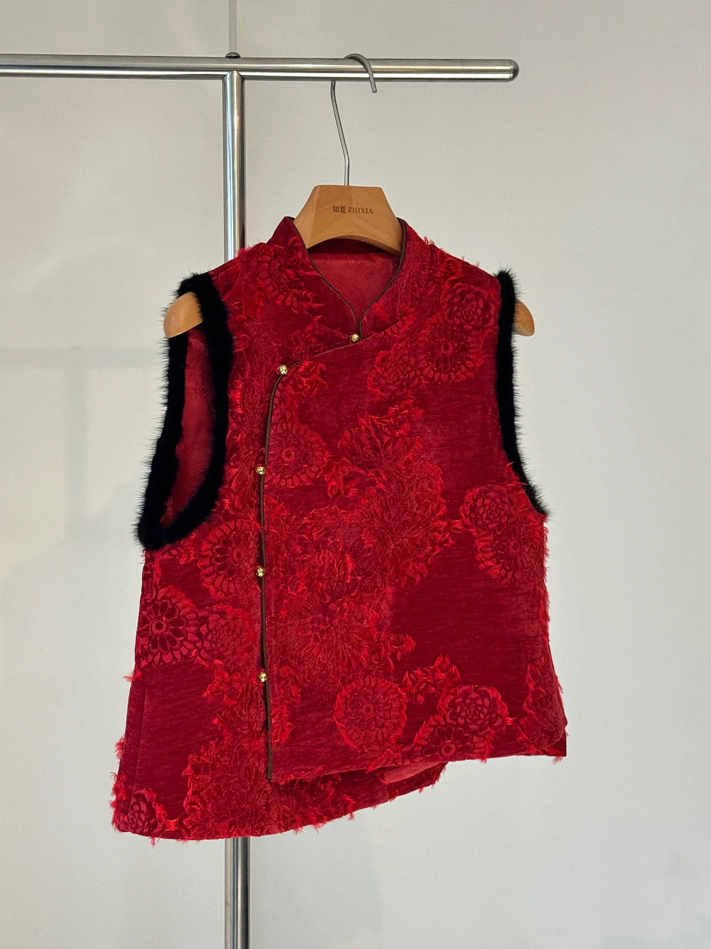 Red National Style Velvet Vest Women's Young Western Youthful-Looking New Year's Greeting Dress Clothespin Cotton Chinese