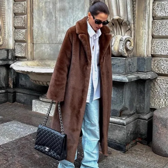 جديد جودة عالية الشتاء النساء معطف الفرو البيئي البني التلبيب طوق رقيق فرو منك سترة لسيدة Highstreet شيك معطف الفرو الإناث #2