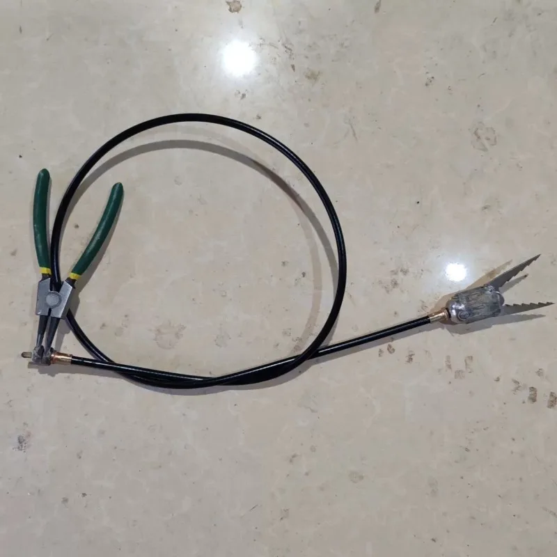 Clean The Drains, Dig Out The Water, Dredge The Sewers, And  Special Gripper And Sewage Remover Clip Is 7 Meters Long.