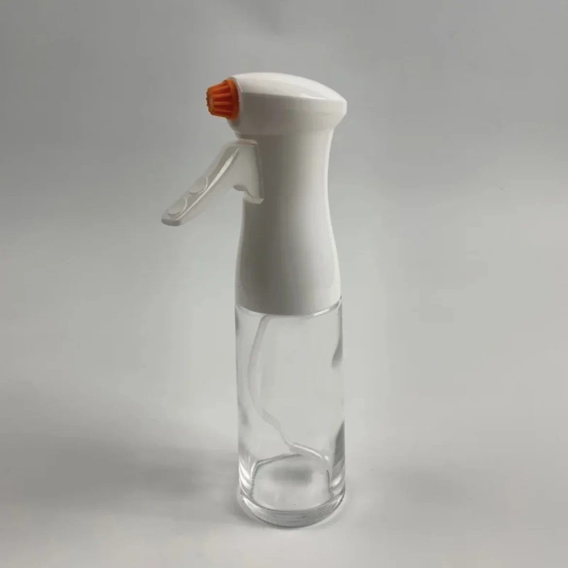 

Kitchen tools oil spray can Glass oil spray bottle Atomized oil spray can olive oil with replacement nozzle and funnel